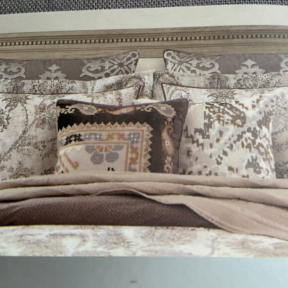 🐝🐝VTG Bridge Street Estate ONE Euro Sham Grey 26x26 Embroidered NWT - Picture 1 of 6